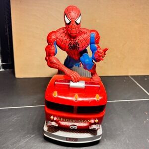 Marvel MGA Spider-Man Fire Truck Toy 2006 Red Sound & Lights Action Figure Works